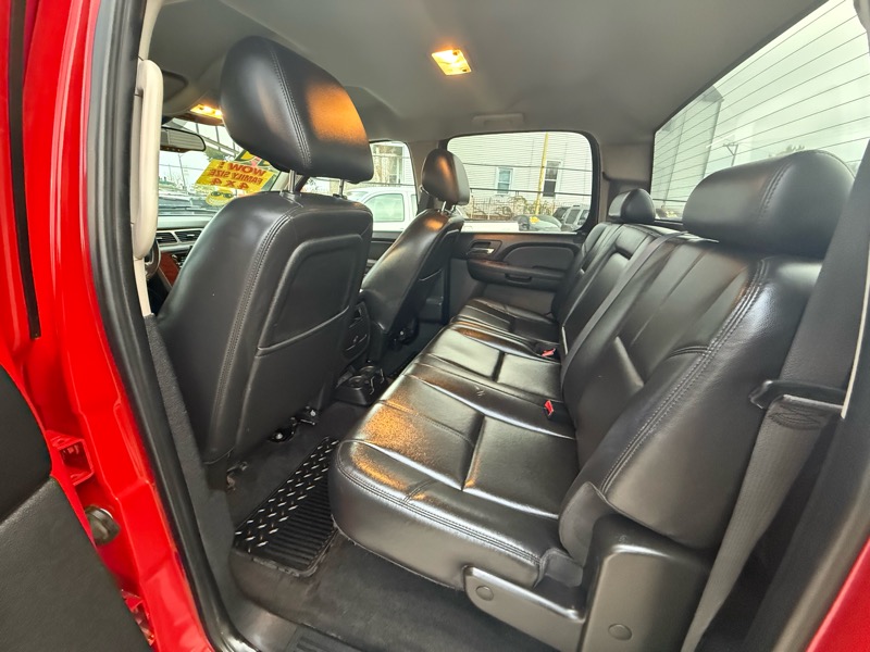 Chevrolet Silverado 1500 LTZ Crew Cab 4WD 2011 Chevrolet Silverado 1500 LTZ Crew Cab 4WD 2011