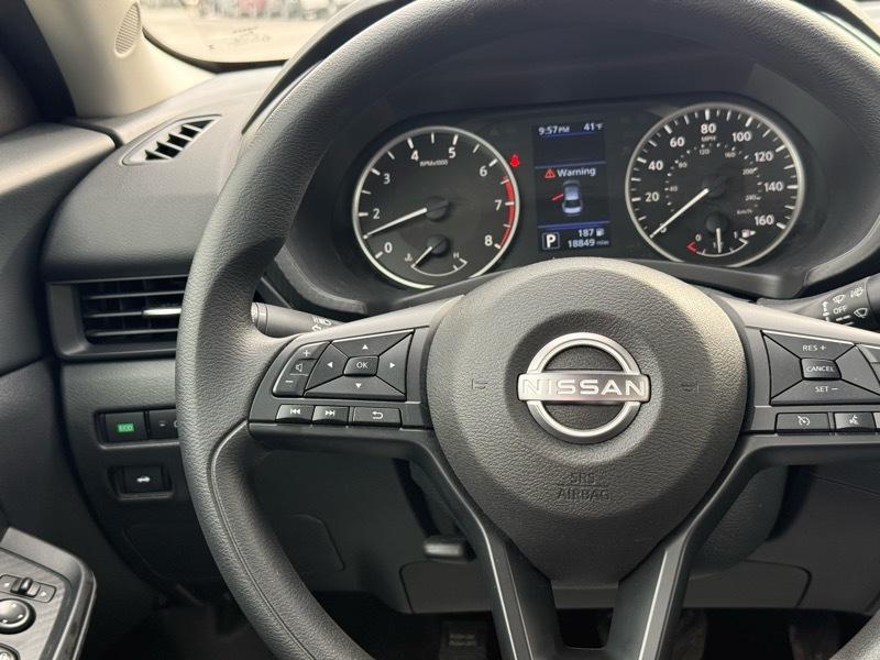 Nissan Sentra S 2025