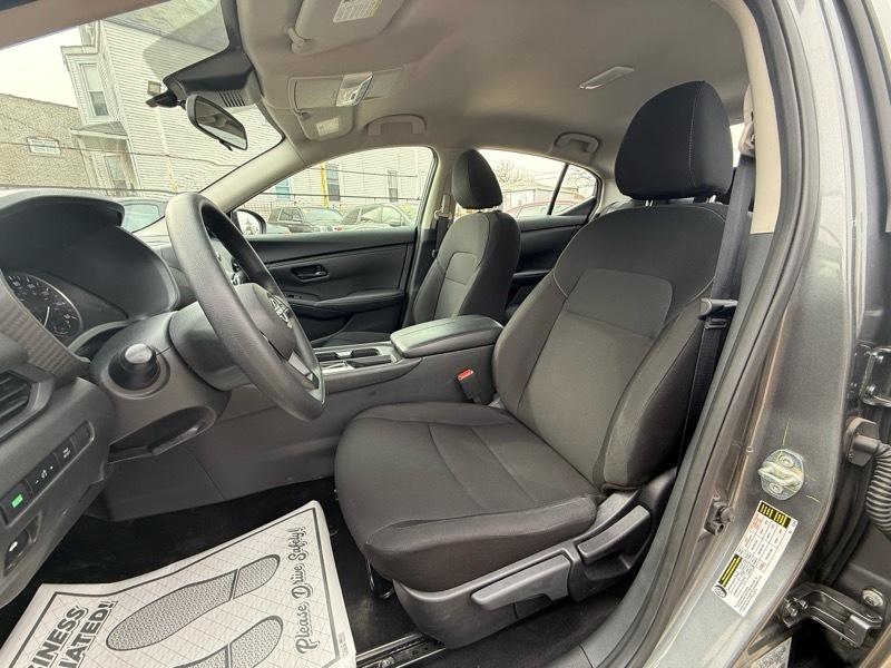 Nissan Sentra S 2025