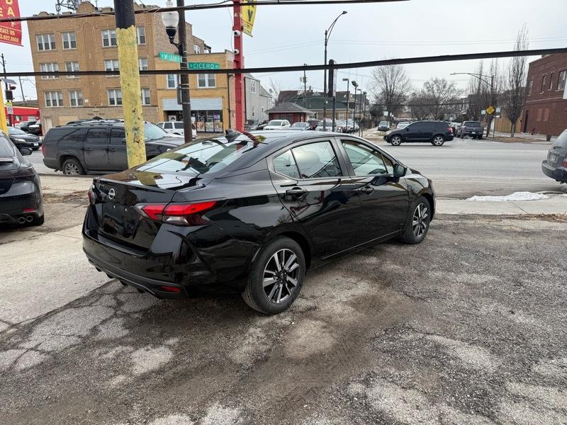 Nissan Versa SV 2025