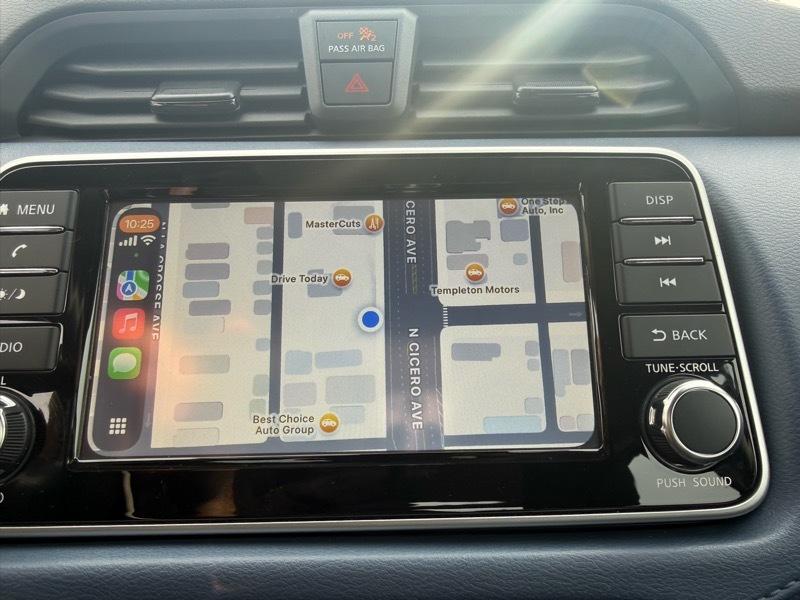 Nissan Versa SV 2025