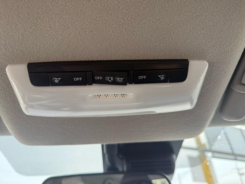 Nissan Versa SV 2025