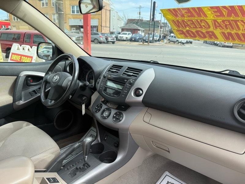 Toyota RAV4 Limited V6 2WD 2007