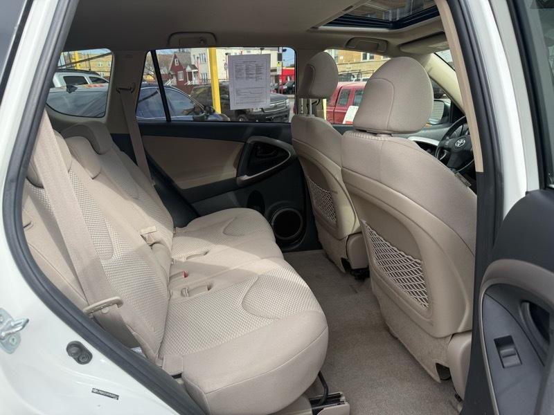 Toyota RAV4 Limited V6 2WD 2007