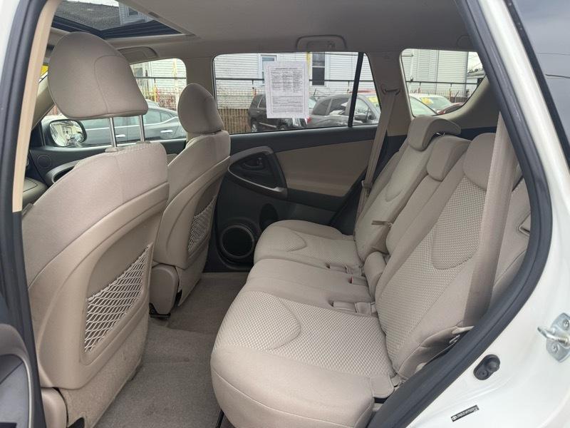 Toyota RAV4 Limited V6 2WD 2007