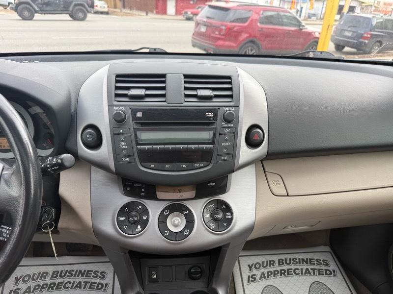 Toyota RAV4 Limited V6 2WD 2007