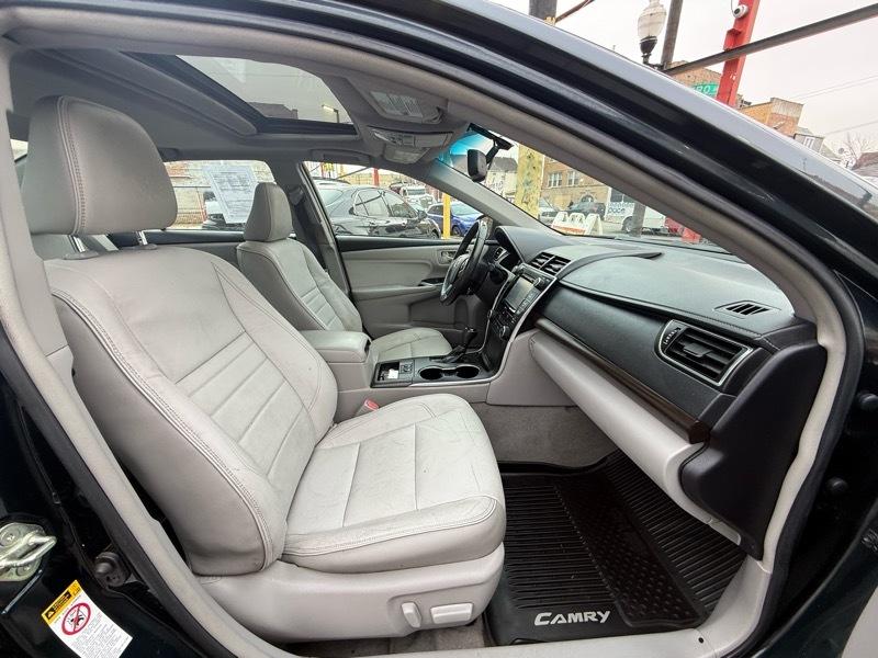 Toyota Camry XLE 2017