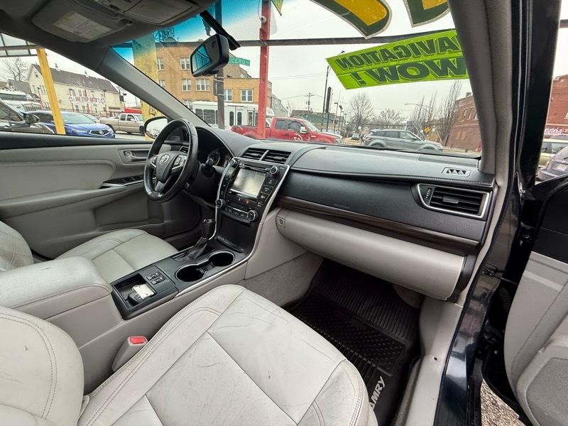 Toyota Camry XLE 2017