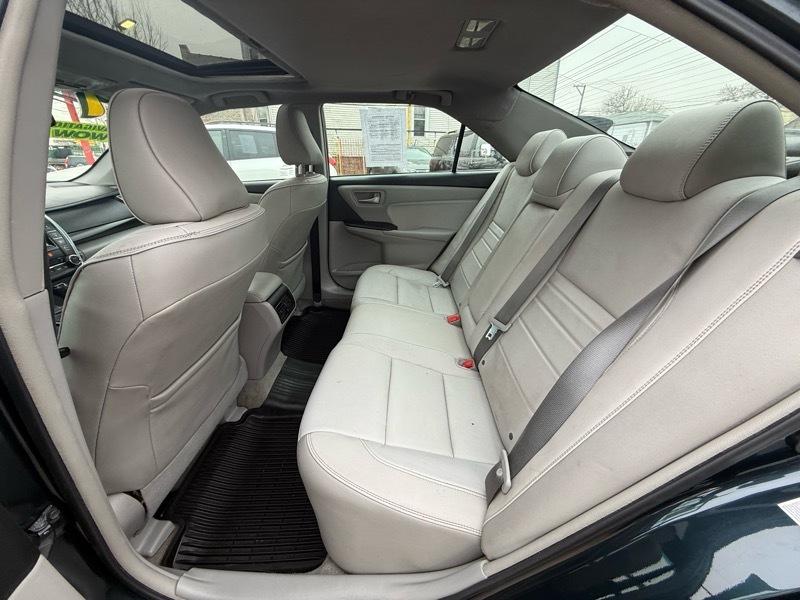 Toyota Camry XLE 2017