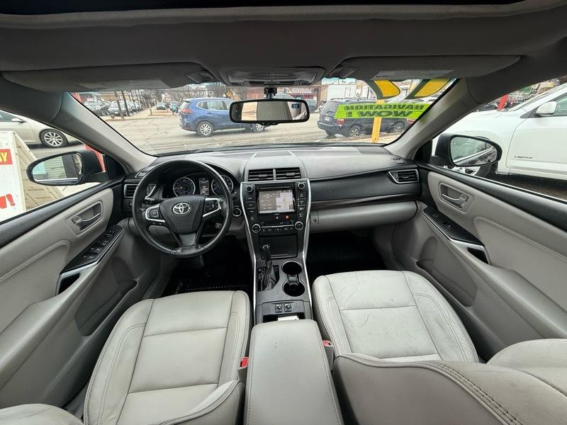 Toyota Camry XLE 2017