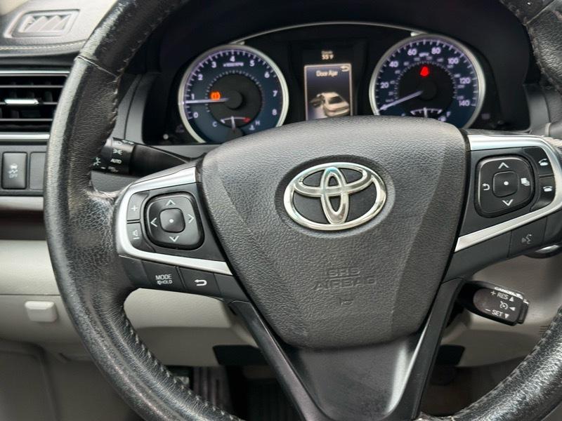 Toyota Camry XLE 2017