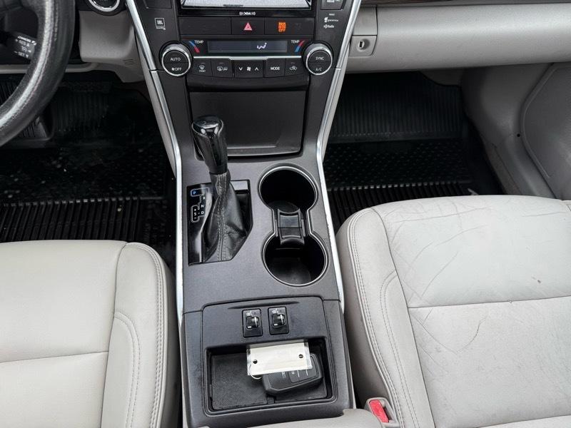 Toyota Camry XLE 2017