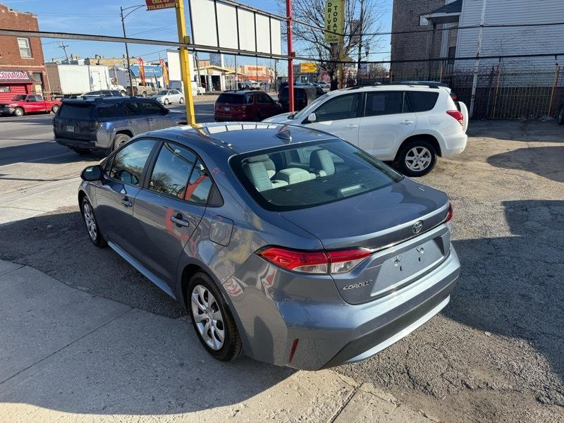 Toyota Corolla LE 2021