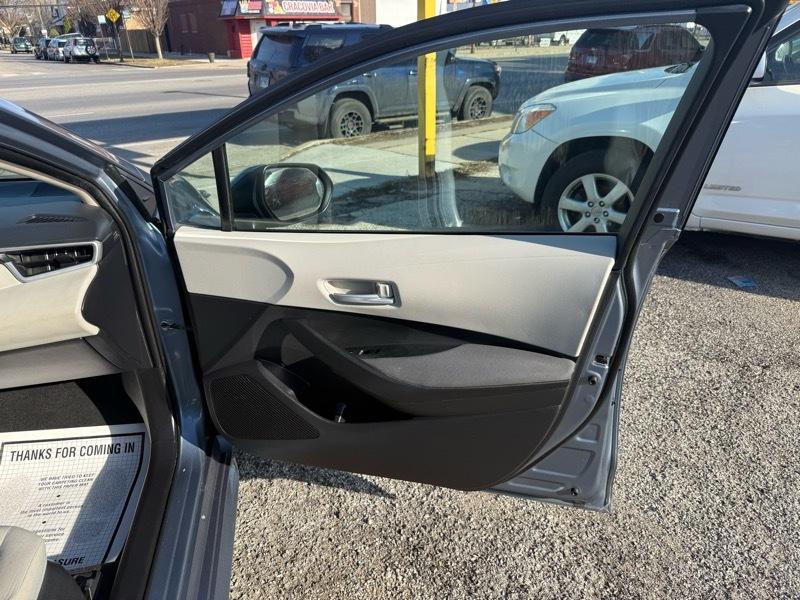 Toyota Corolla LE 2021