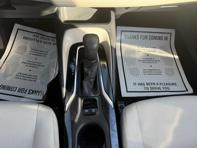 Toyota Corolla LE 2021