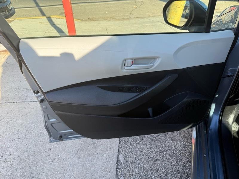 Toyota Corolla LE 2021