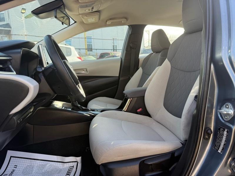 Toyota Corolla LE 2021