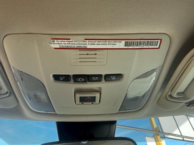 Toyota Corolla LE 2021