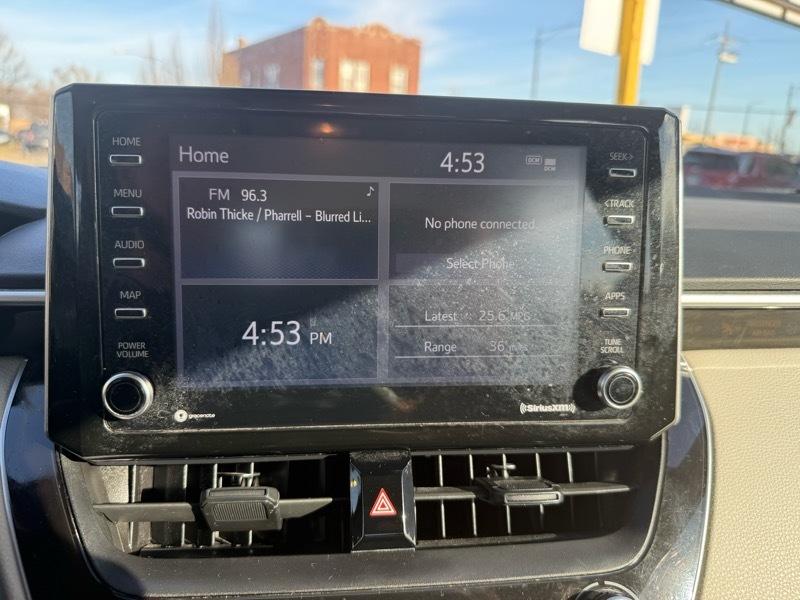 Toyota Corolla LE 2021