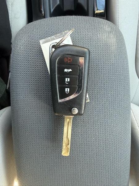 Toyota Corolla LE 2021