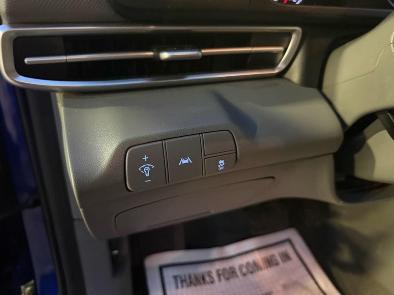 Hyundai Elantra SEL 2023