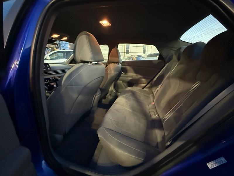 Hyundai Elantra SEL 2023