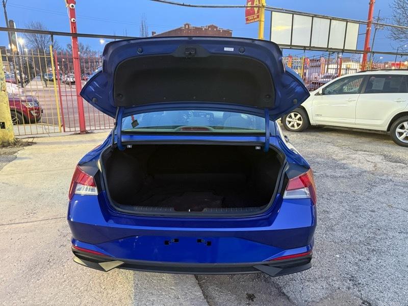 Hyundai Elantra SEL 2023