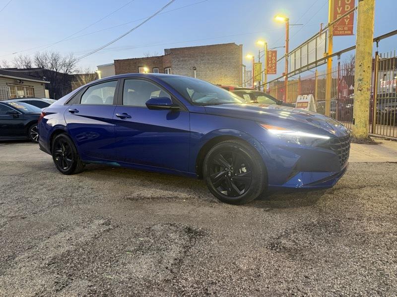 Hyundai Elantra SEL 2023