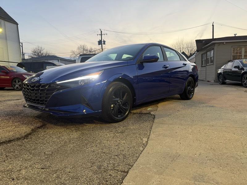 Hyundai Elantra SEL 2023