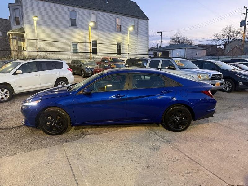 Hyundai Elantra SEL 2023