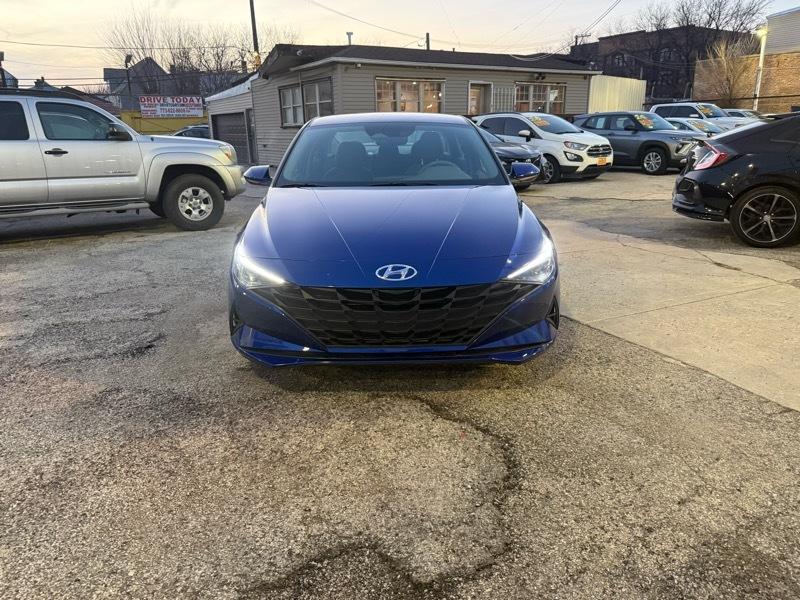 Hyundai Elantra SEL 2023