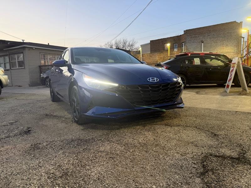 Hyundai Elantra SEL 2023