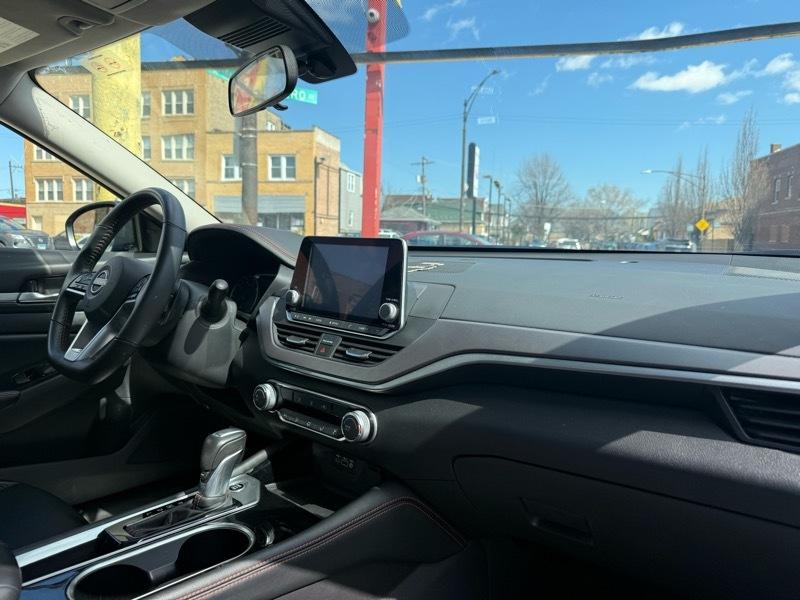 Nissan Altima 2.5 SR 2025