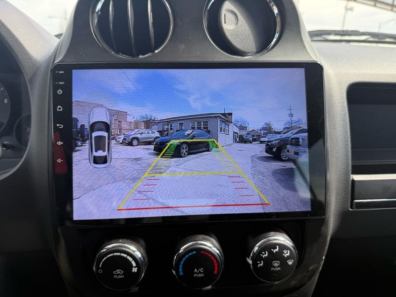 Jeep Compass Latitude FWD 2012