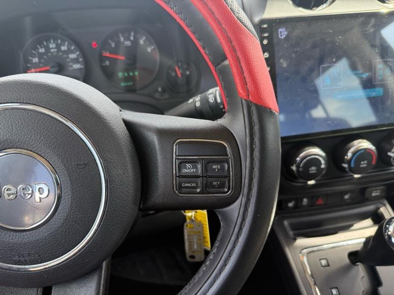 Jeep Compass Latitude FWD 2012