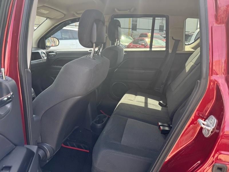 Jeep Compass Latitude FWD 2012