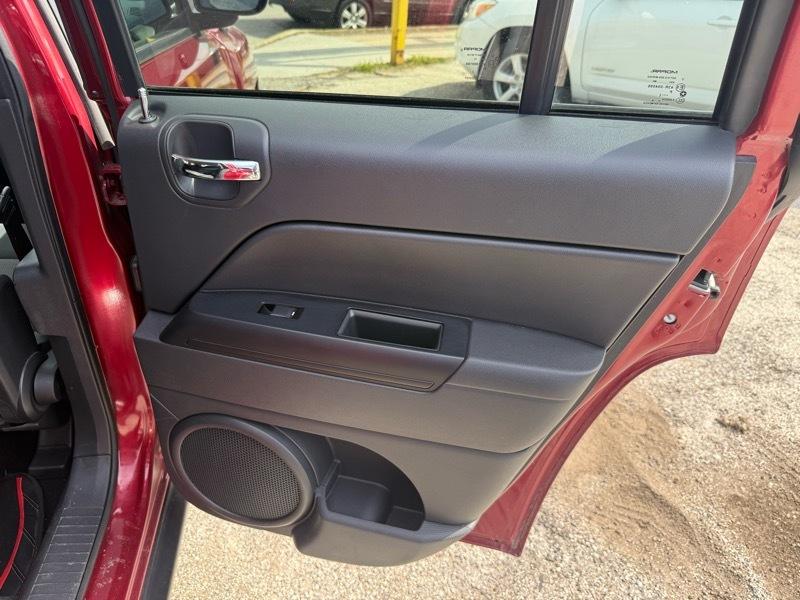 Jeep Compass Latitude FWD 2012