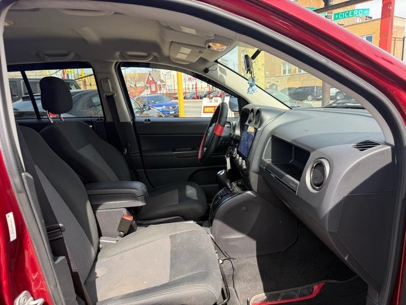 Jeep Compass Latitude FWD 2012