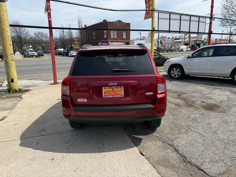 Jeep Compass Latitude FWD 2012