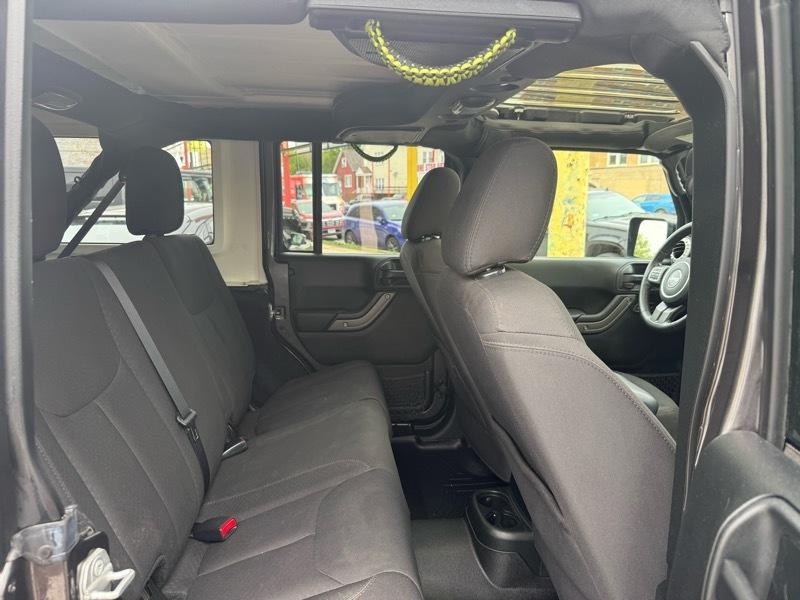 Jeep Wrangler Unlimited Sport 4WD 2017