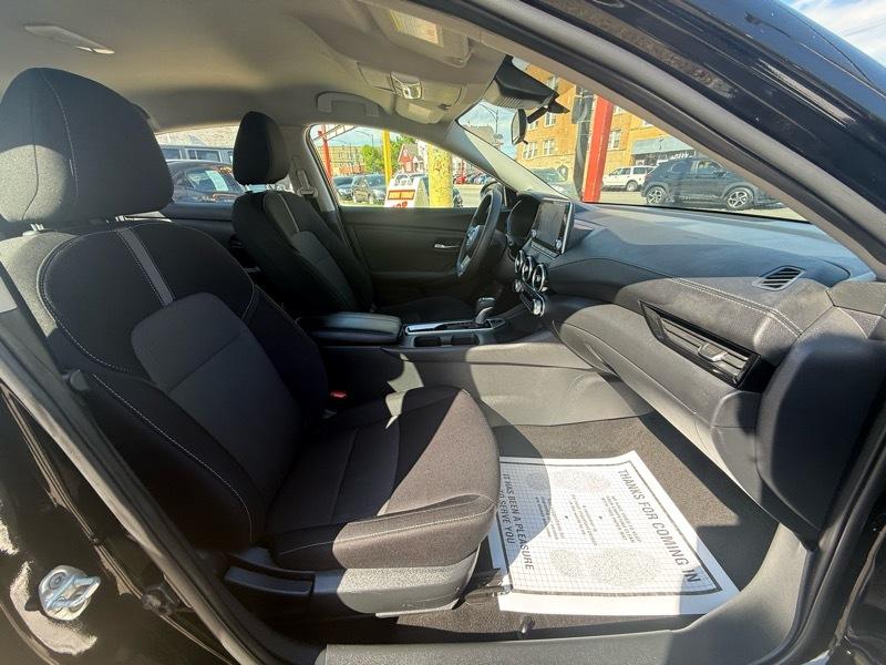 Nissan Sentra SV 2024