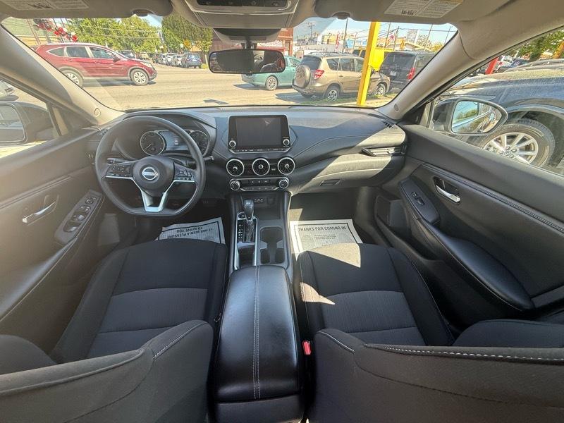 Nissan Sentra SV 2024