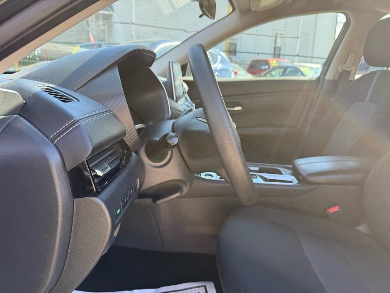 Nissan Sentra SV 2024