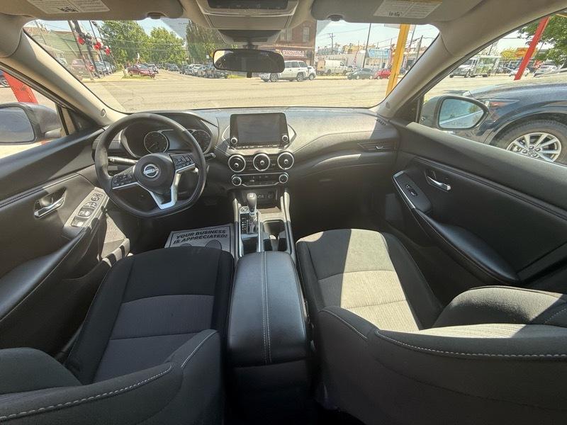 Nissan Sentra SV 2025