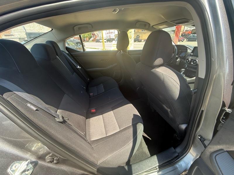 Nissan Sentra SV 2025