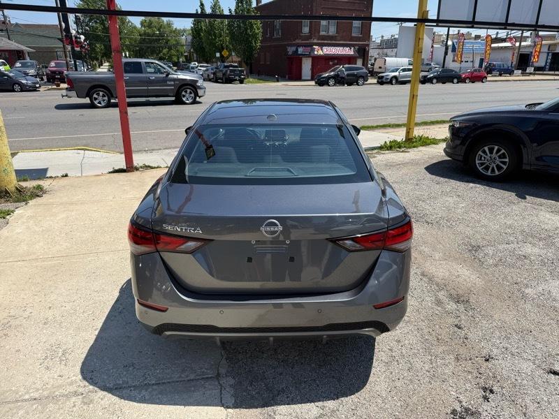 Nissan Sentra SV 2025