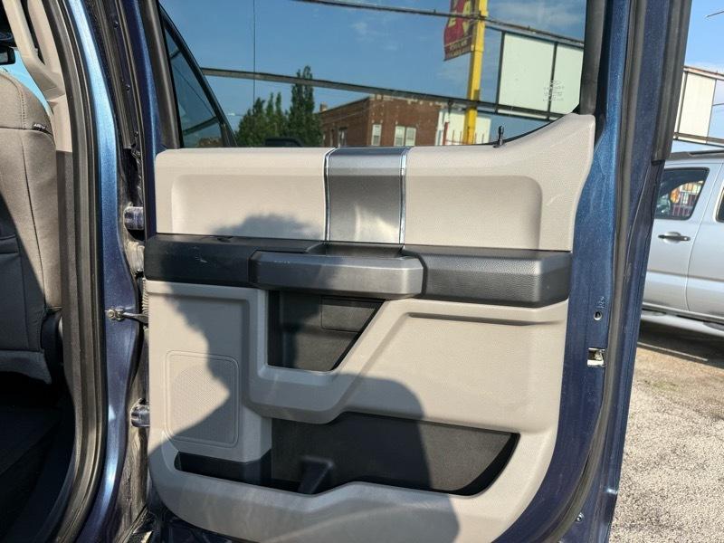Ford F-150 XLT SuperCrew 5.5-ft. Bed 4WD 2016