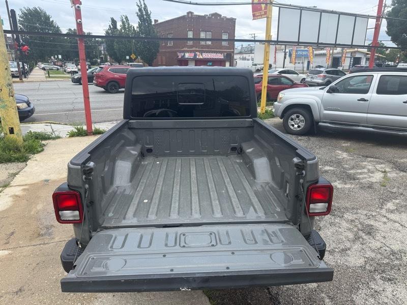 Jeep Gladiator Overland 2023