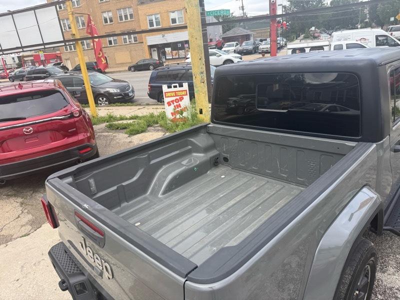 Jeep Gladiator Overland 2023