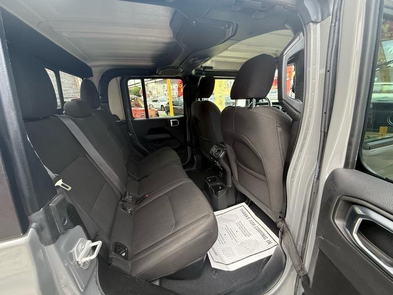 Jeep Gladiator Overland 2023